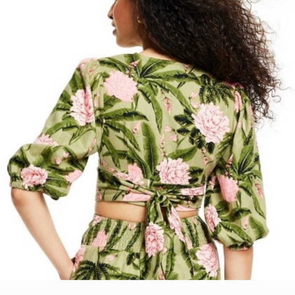 Agua Bendita Peony Print Croped Wrap Top Size Medium - Picture 14 of 15
